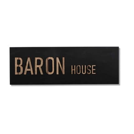 שלט לדלת מבטון טבעי לבן דגם ONE | שלטים לדלת בעיצוב אישי | ביתן המלכים