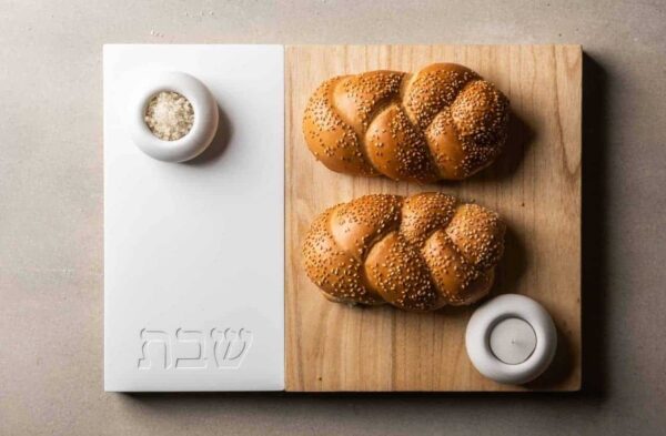 קרש חיתוך מעץ מעוצב ומודרני מעץ משולב קוריאן לבן - תמונה ראשית - פריטי עיצוב ומתנות מקוריות | ביתן המלכים