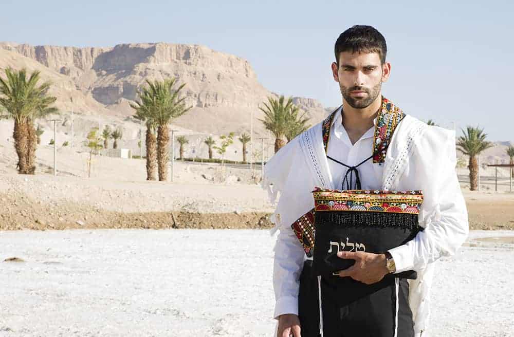 טלית צמר יוקרתית דגם שלל צבעים רקמה צבע רקמתים לצוארי - טלית עבודת יד | ביתן המלכים