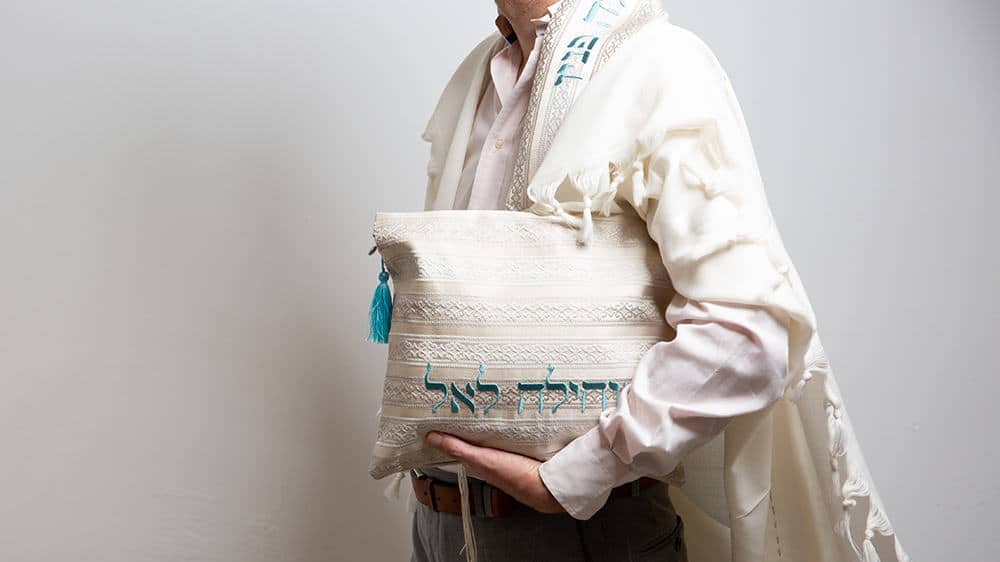 טלית יוקרתית לראש השנה וליום כיפור דגם אוחילה לאל אחלה פניו | ביתן המלכים