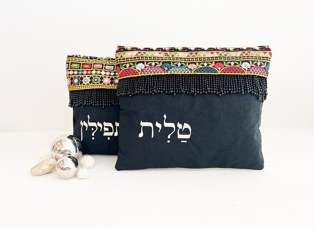 סט תיקים לטלית ותפילין דגם שלל צבעים רקמה צבע | ביתן המלכים