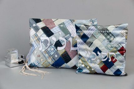 סט כיסוי לטלית ותפילין דגם ויעשו שתי משבצות - תיקים לטלית ותפילין | ביתן המלכים