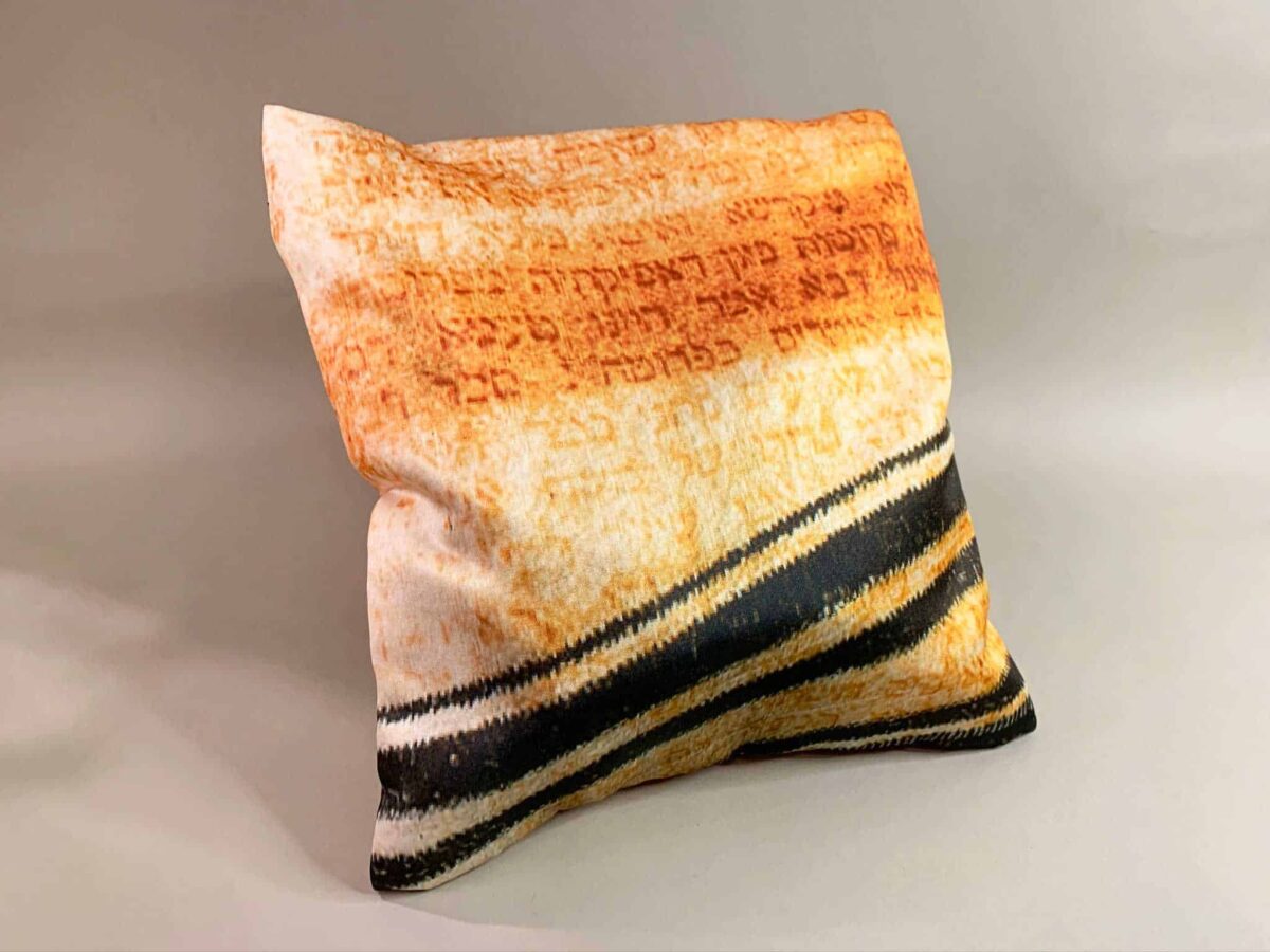 סט תיקים לטלית ותפילין דגם ובשופר גדול יתקע - פרט מקרוב - טליתות יוקרתיות בעבודת יד | ביתן המלכים
