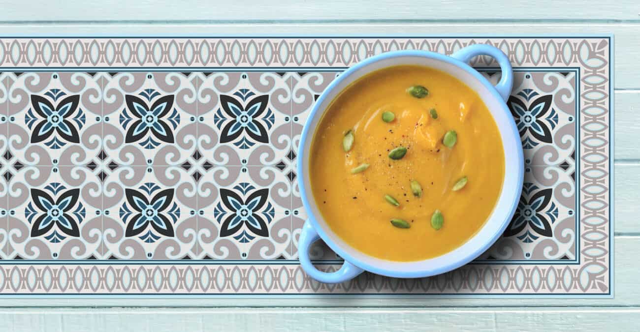 ראנר איכותי ועמיד לשולחן האוכל דגם תכלת אפור | ביתן המלכים