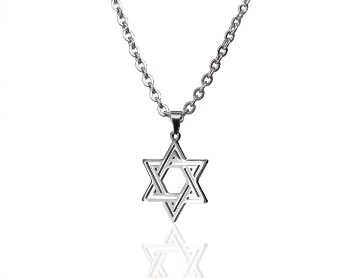 שרשרת מגן דוד ״אביהו״ - כסף וסטייל גברי - מבט נוסף - שרשראות לגברים בעיצוב מודרני | ביתן המלכים