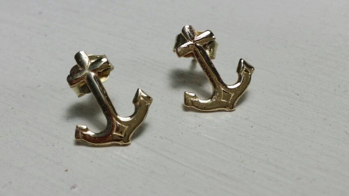 עגילי עוגן זהב 14K, עגילי יהלום מעוצבים, תצוגת מוצר | ביתן המלכים